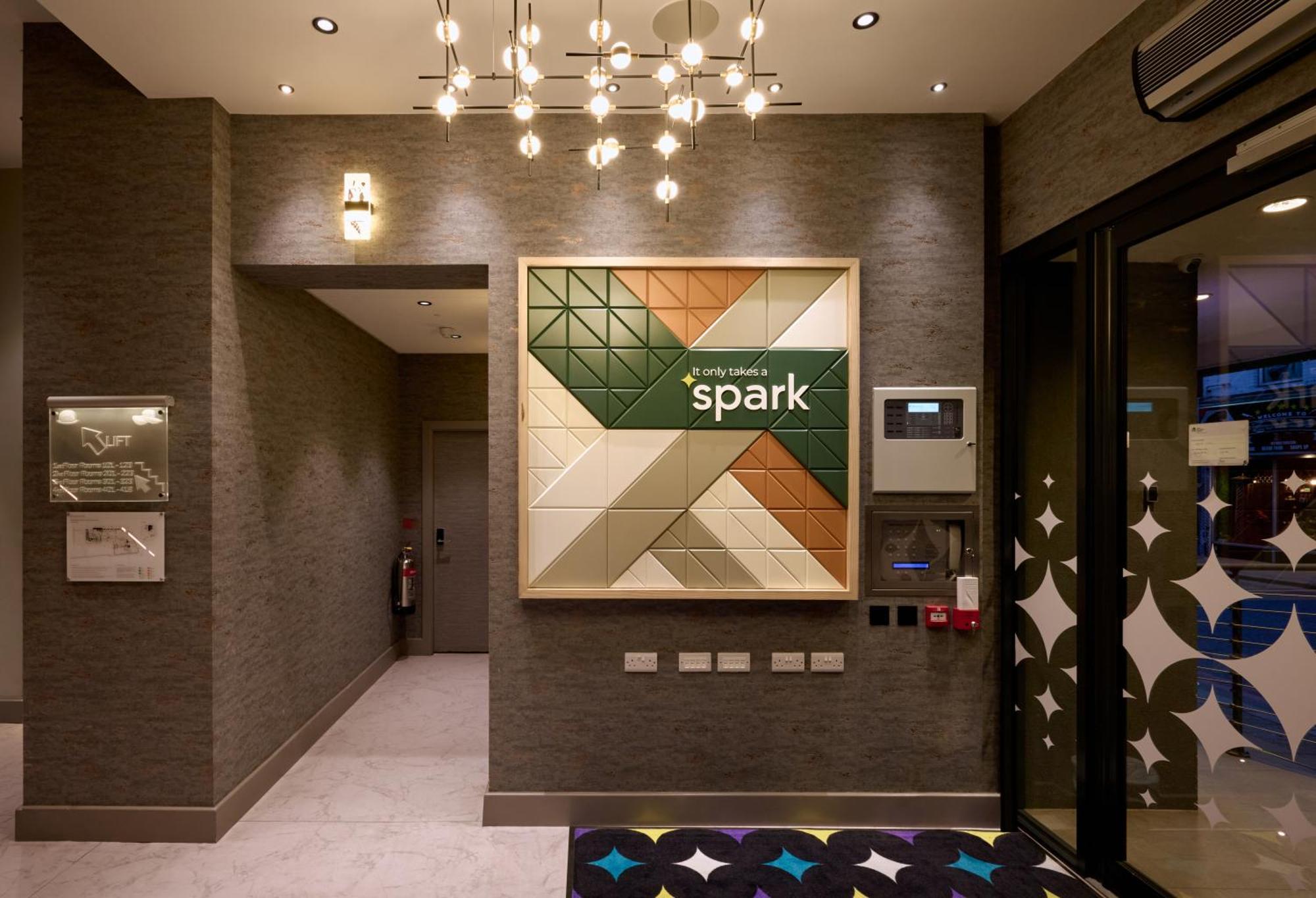 Spark By Hilton Luton Luton  Esterno foto